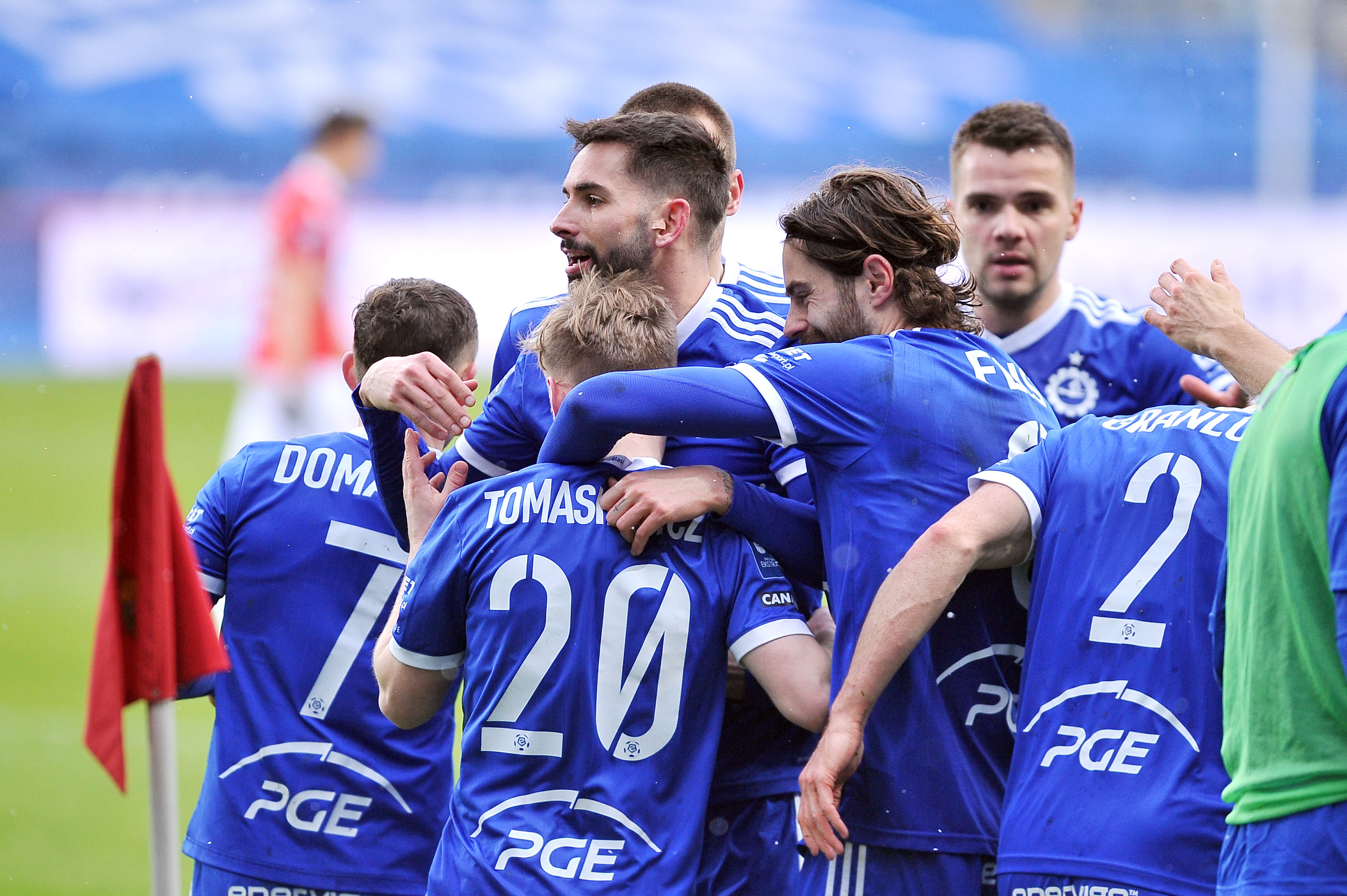 Stal Mielec nie dostała licencji na grę w PKO Ekstraklasie. Legia Warszawa i Lech Poznań z nadzorem finansowym
