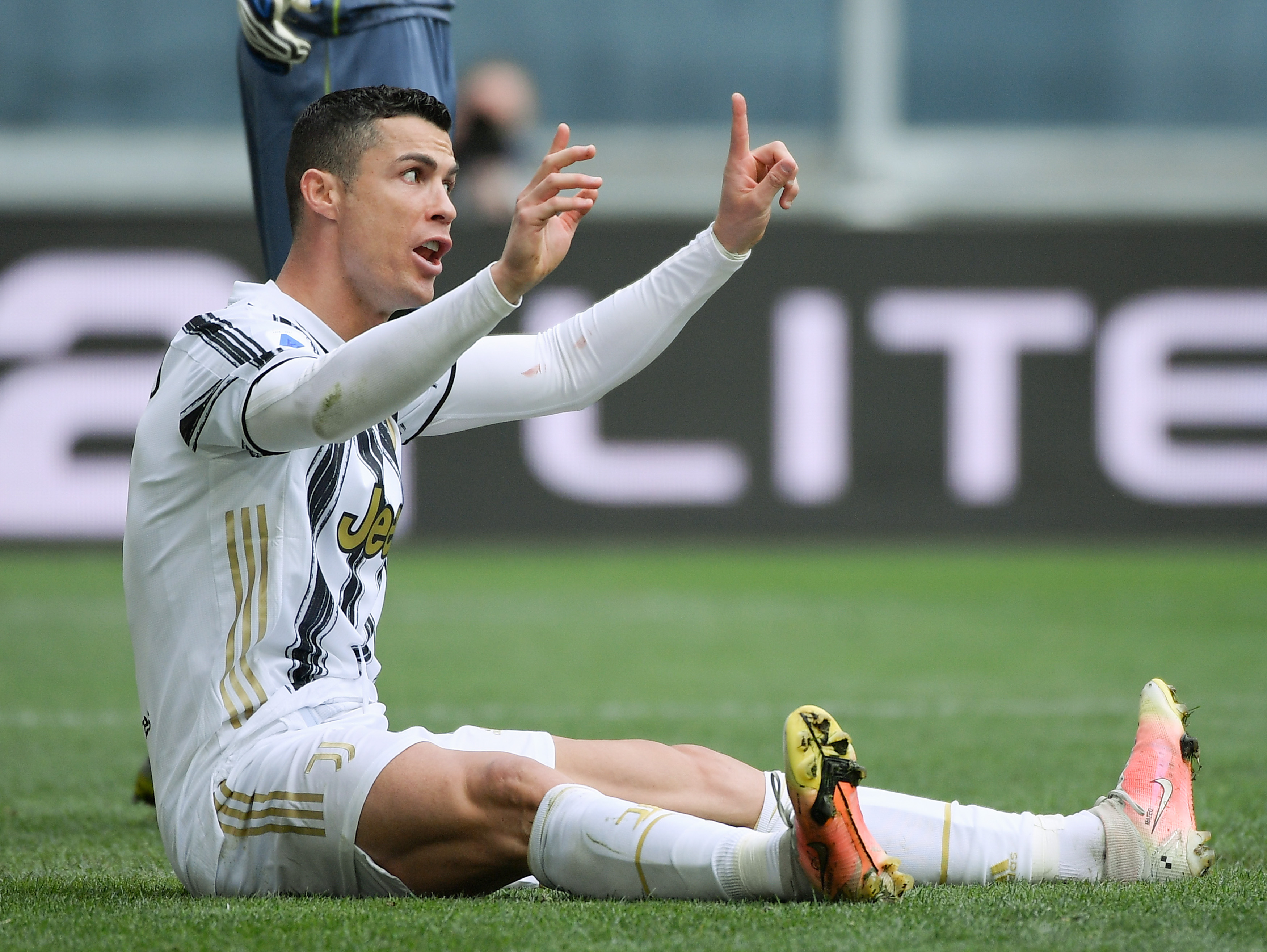 Media: Kolejne spotkanie agenta Ronaldo z przedstawicielami Manchesteru City. "CR7" może wrócić do Anglii