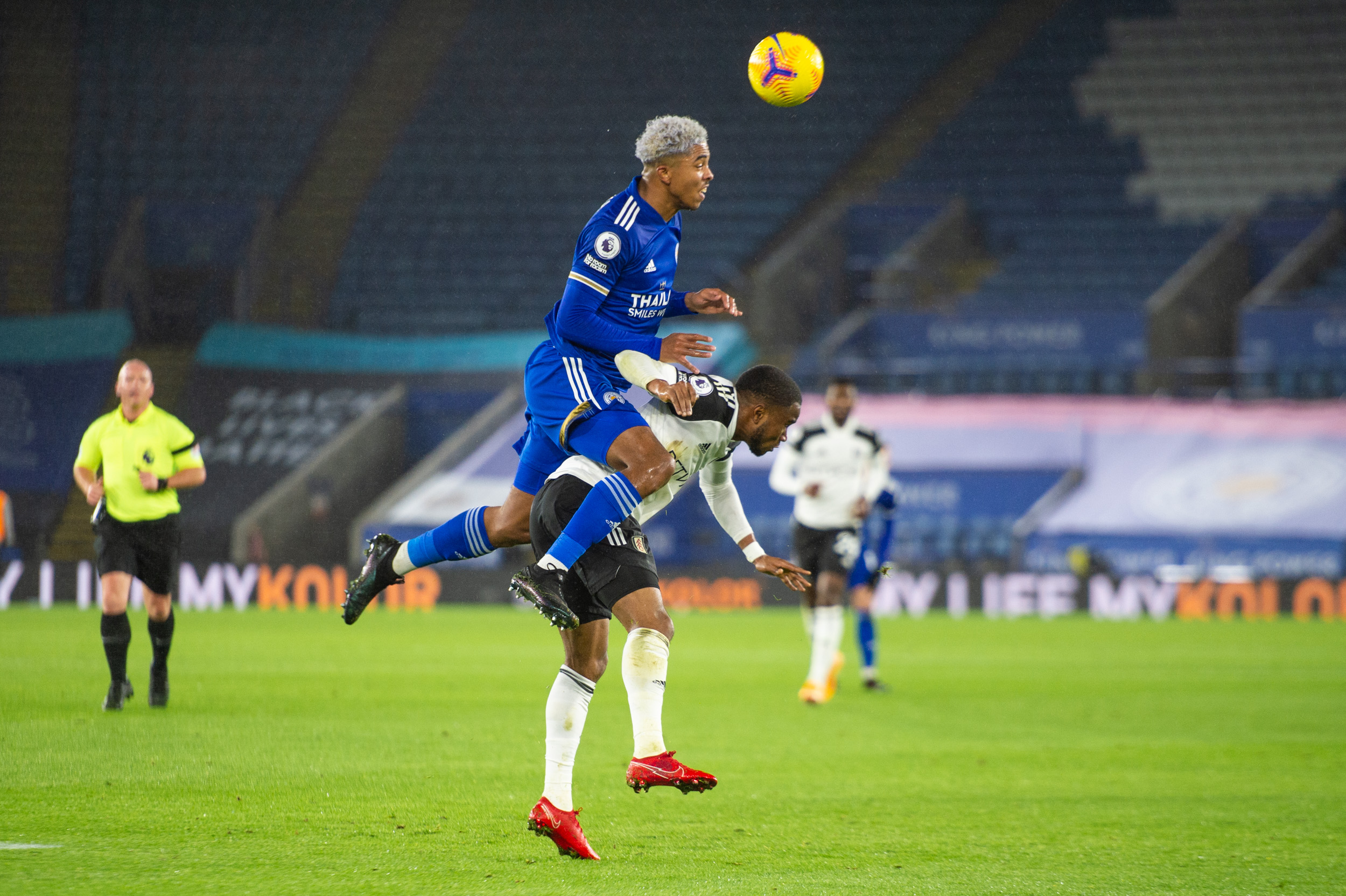 Chelsea wzięła na cel kolejnego obrońcę. Chce go wyrwać rywalowi z Premier League