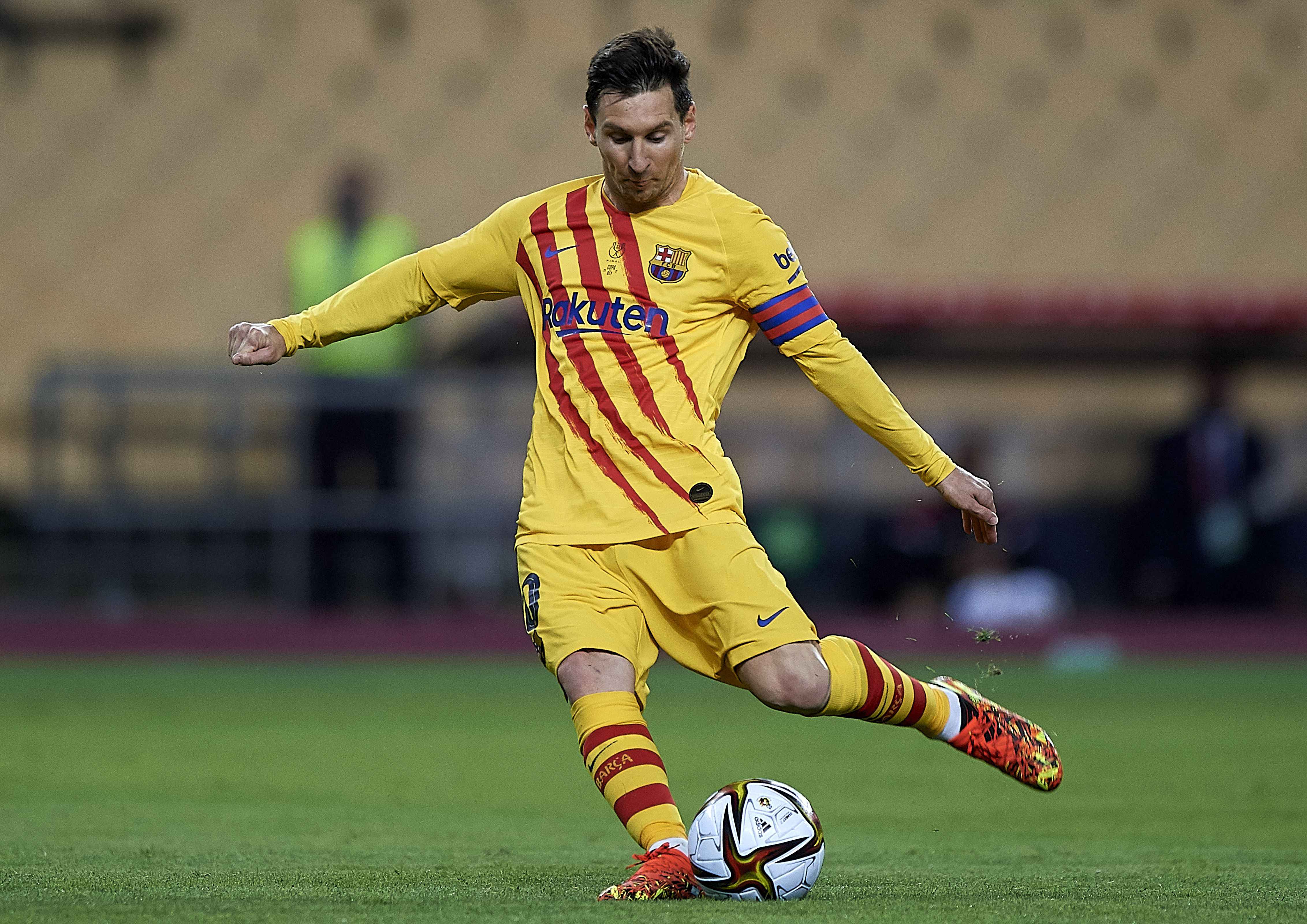 Argentyńska legenda wskazała, gdzie powinien grać Leo Messi. Padły nazwy trzech klubów