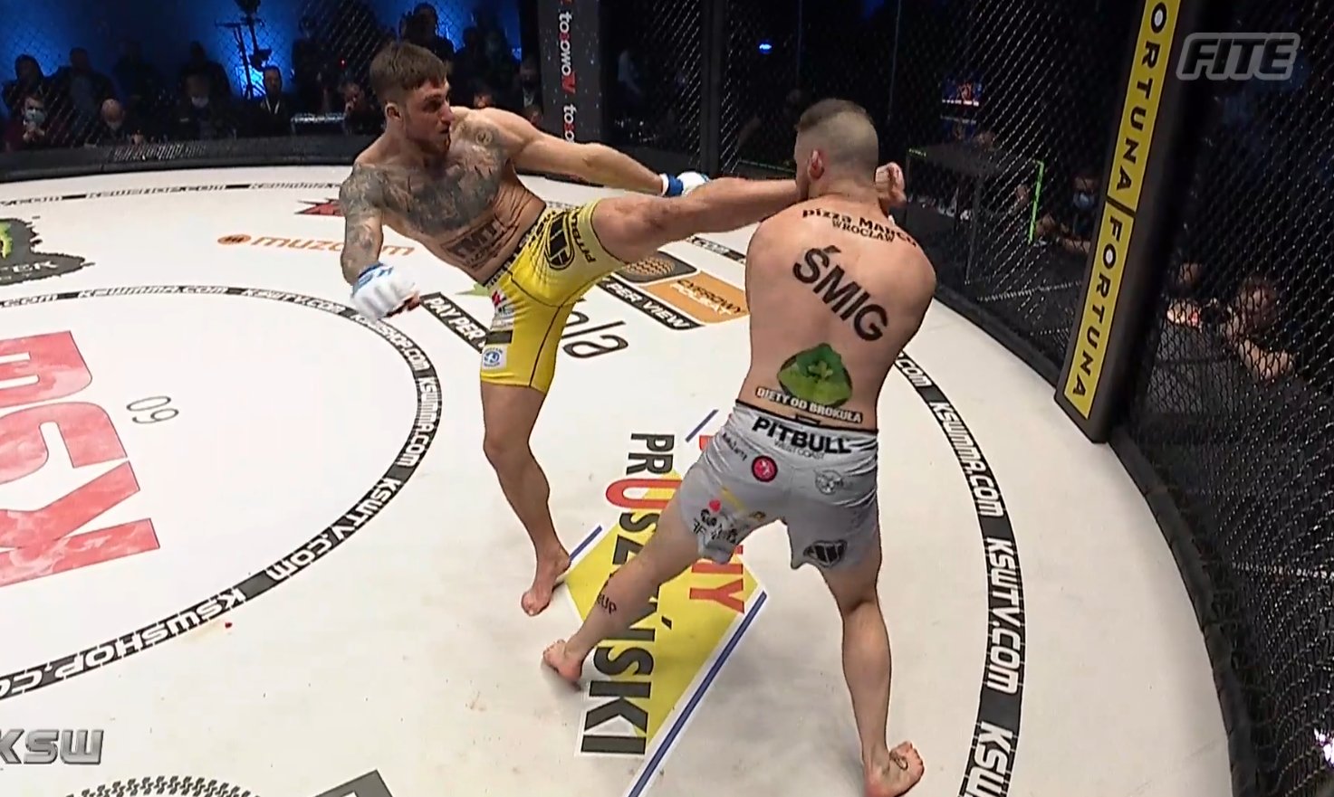 Potężny nokaut na KSW 60! "Złożył się jak scyzoryk"