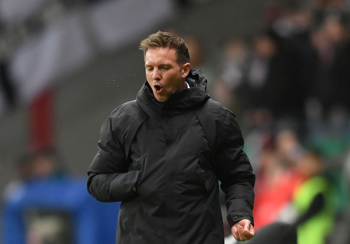 "Nagelsmann, ty świnio". Gorące przywitanie nowego trenera na stadionie Bayernu Monachium