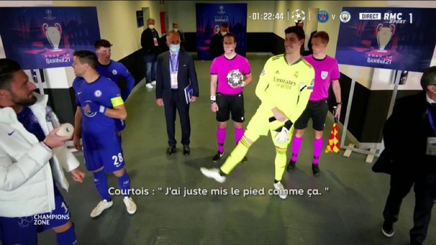 Kamery wyłapały pogawędkę Thibaut Courtois z Olivierem Giroud. Rozmawiali o fatalnym pudle Timo Wernera