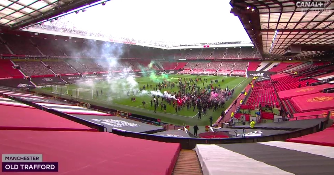Wściekli kibice Manchesteru United wdarli się na Old Trafford! Protest przeciwko właścicielom klubu [WIDEO]