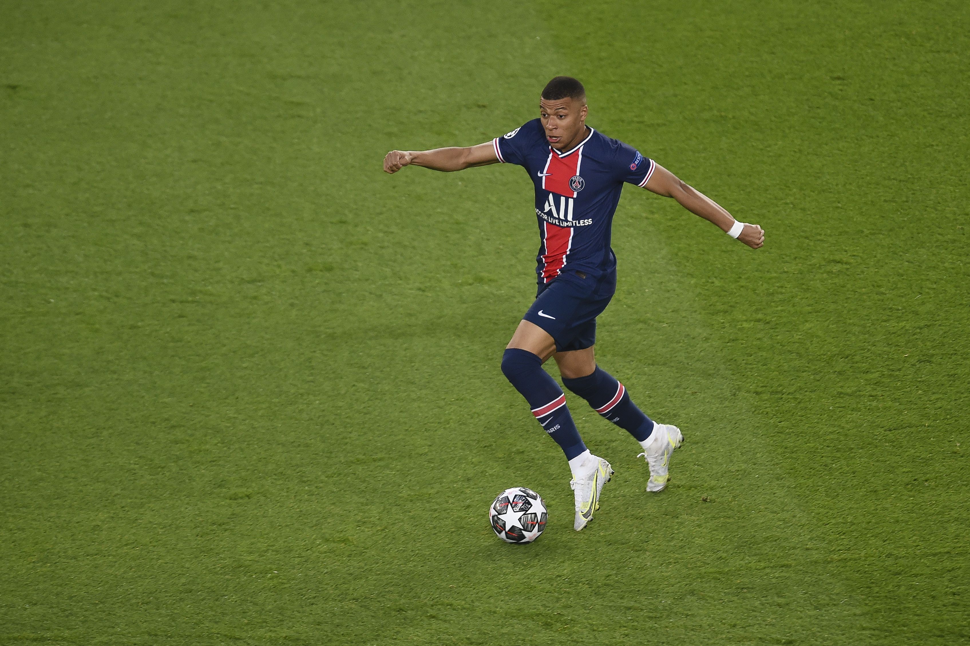 Stanowcza deklaracja PSG ws. transferu Kyliana Mbappe. "Powiem to bardzo jasno"