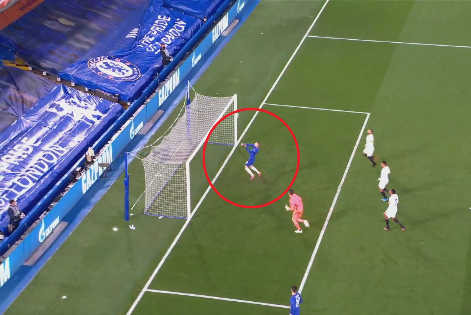 Tym razem Timo Werner nie mógł spudłować! Co za akcja N'Golo Kante! [WIDEO]