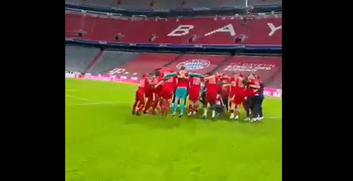 Tak zawodnicy Bayernu świętowali mistrzowski tytuł. Gratulacje od Juliana Nagelsmanna [WIDEO]