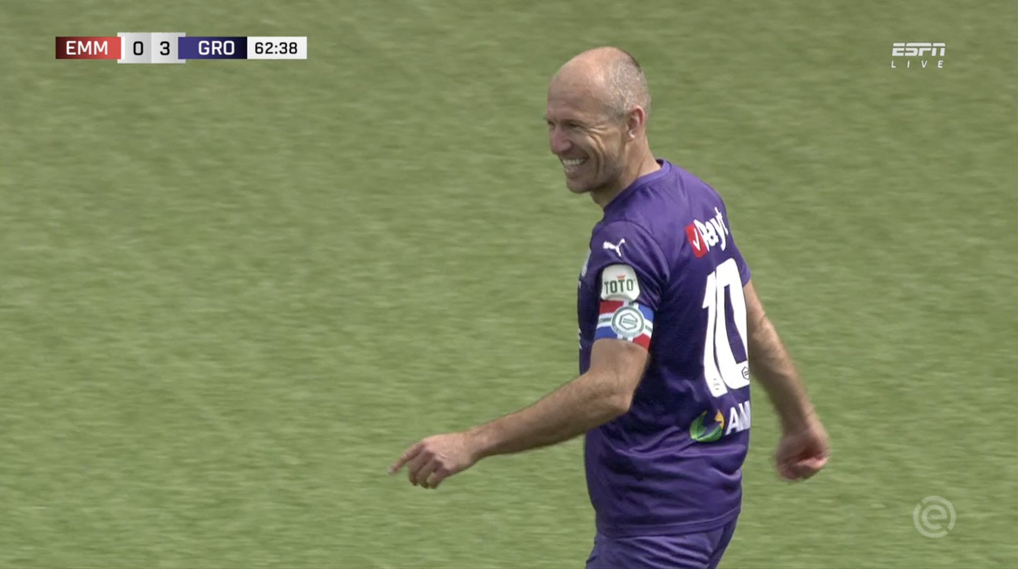 Arjen Robben podbił serca kibiców. Tak Holender wracał do domu po meczu w Eredivisie [ZDJĘCIE]