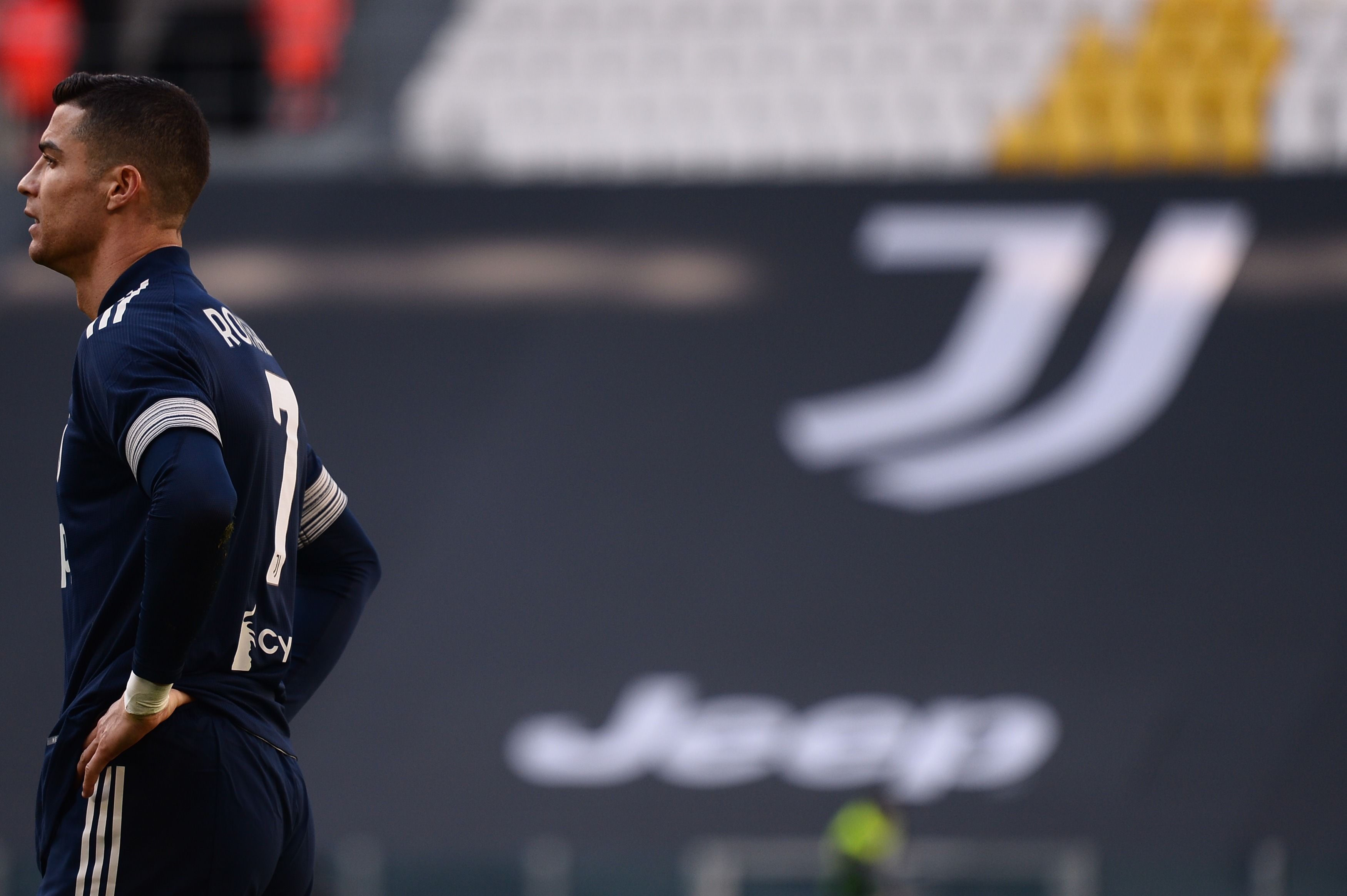 Paryż potrzebuje króla, Ronaldo nowych wyzwań. PSG i Cristiano są dla siebie stworzeni