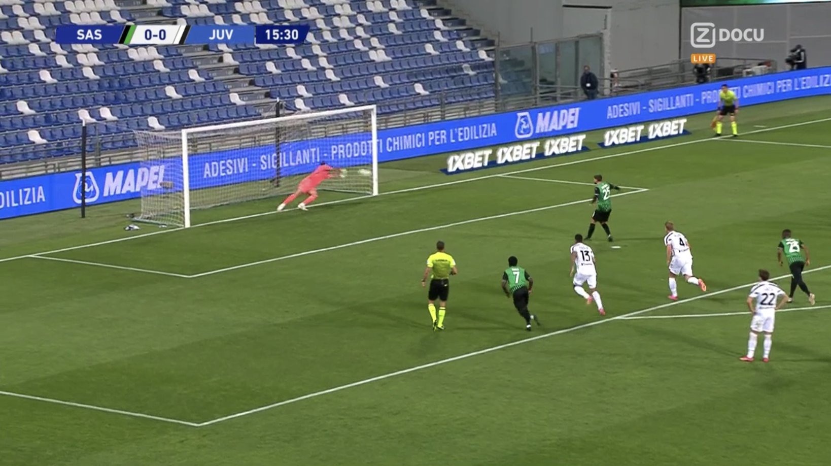 Wygrana Juventusu! Buffon obronił karnego, Ronaldo i Dybala przeszli do historii [WIDEO]
