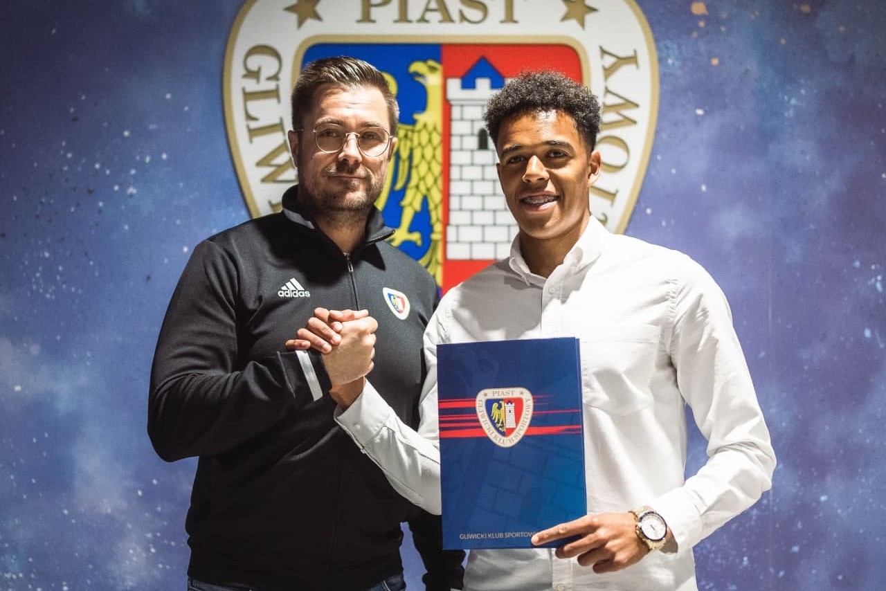 Piłkarz Widzewa Łódź przenosi się do Piasta Gliwice. Zespół z PKO Ekstraklasy potwierdził transfer