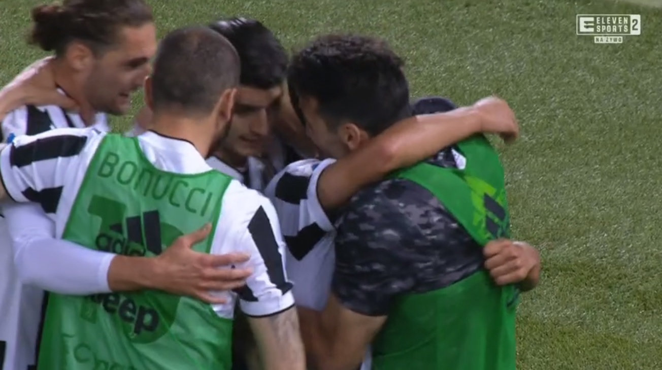 Juventus rzutem na taśmę awansował do LM! Asysta Szczęsnego, Ronaldo nie podniósł się z ławki [WIDEO]