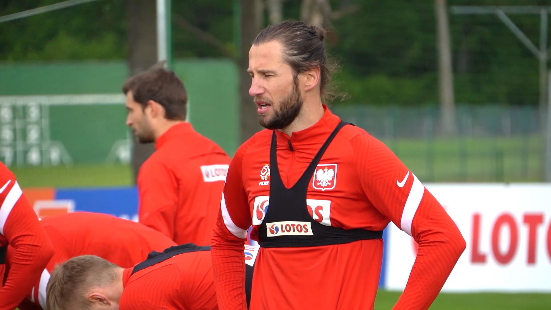 Krychowiak podróżował z przygodami. Jest jednak na zgrupowaniu kadry [WIDEO]