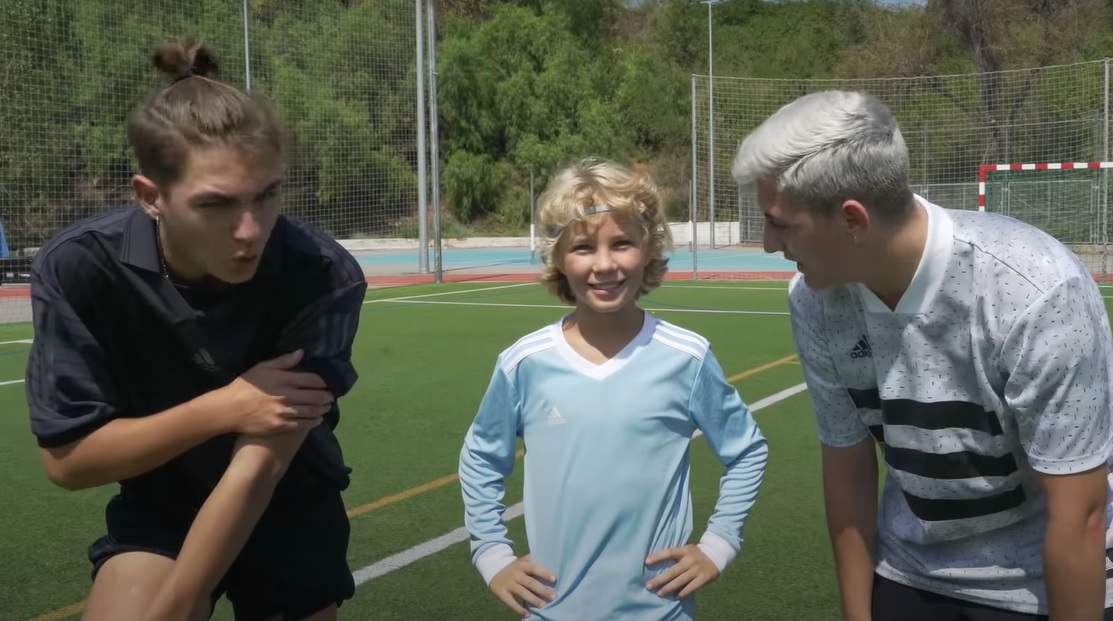 Media: Polski talent z FC Barcelony wybrał nowy klub. Razem z bratem zagra dla akademii drużyny z Ekstraklasy!