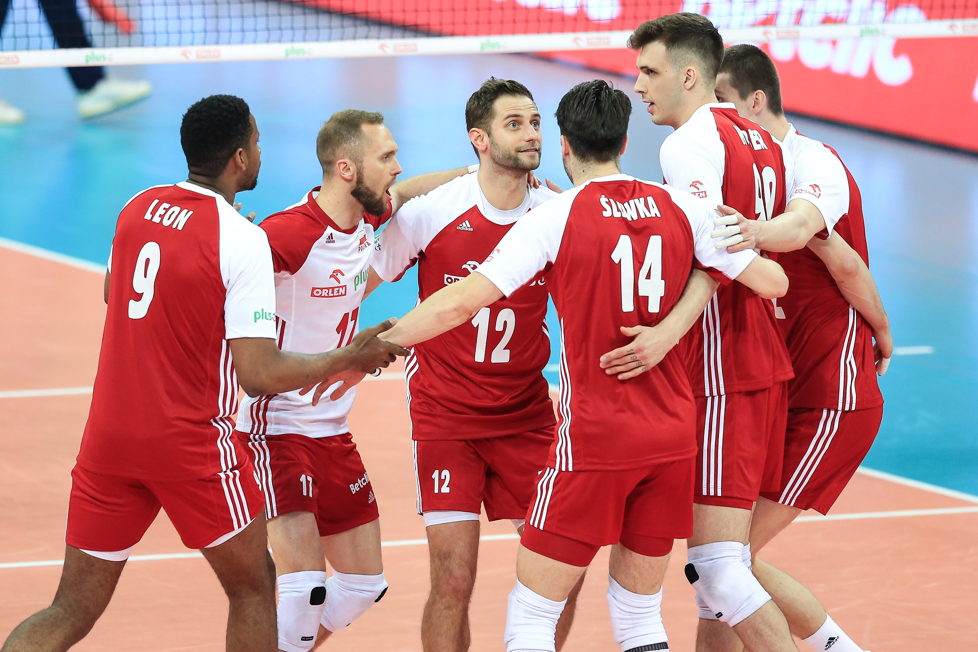 Twitter komentuje przegraną Polaków w finale Ligi Narodów. "Wolę to poświęcić dla olimpijskiego złota"