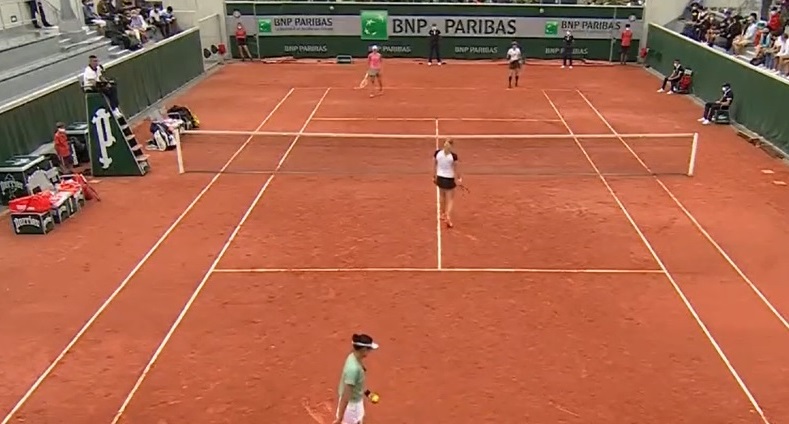 Iga Świątek z wygraną w deblu. Polka i Bethanie Mattek-Sands nie straciły nawet seta