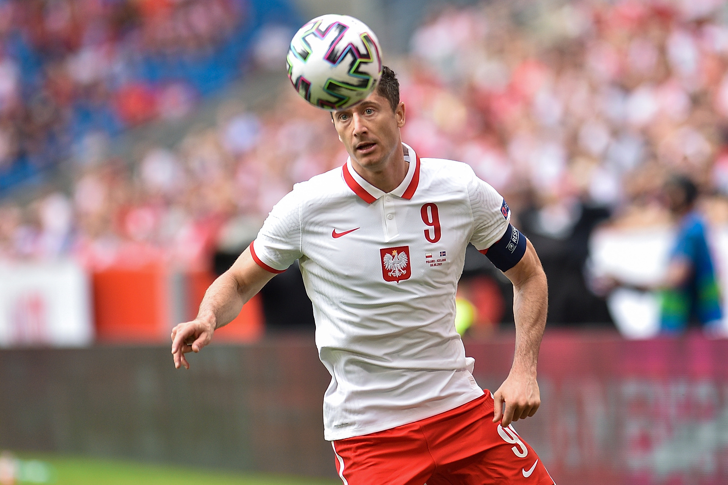 Robert Lewandowski ośmieszył rywala? “Przestawił go jak juniora”