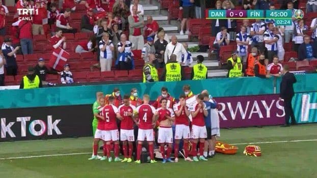 Finlandia pokonała Danię! Sensacja w cieniu dramatycznych scen [WIDEO]