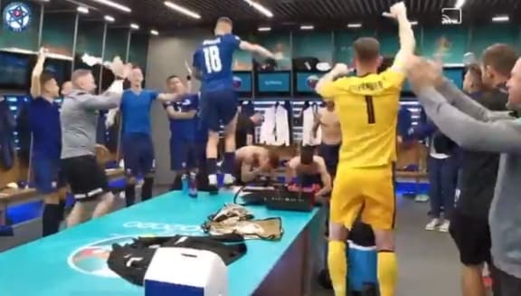 Tak Słowacja świętowała zwycięstwo nad Polską. Szalona radość w szatni [WIDEO]