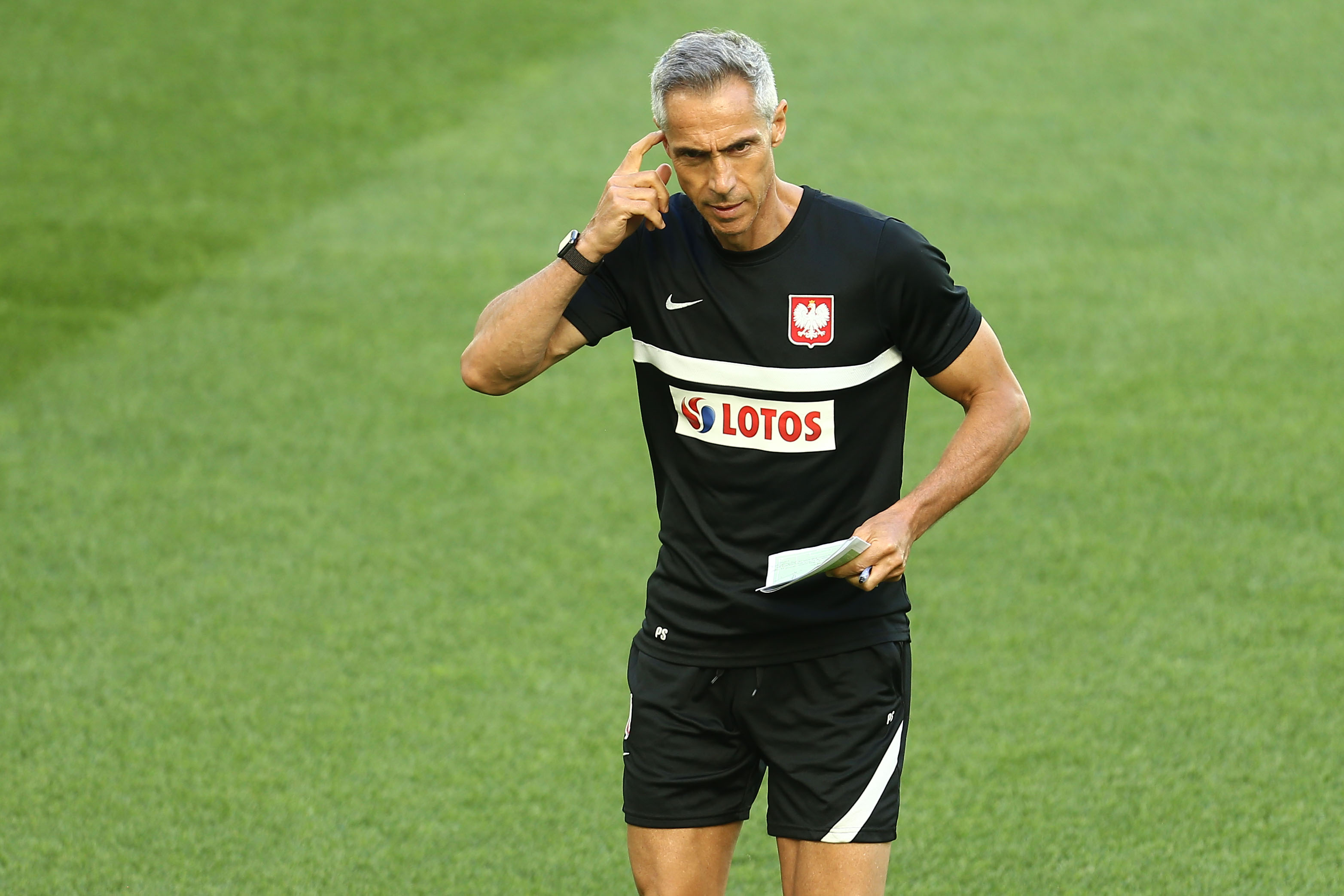 Paulo Sousa zapowiedział zmiany personalne na mecz z Hiszpanią. "Na pewno zmienimy strategię"
