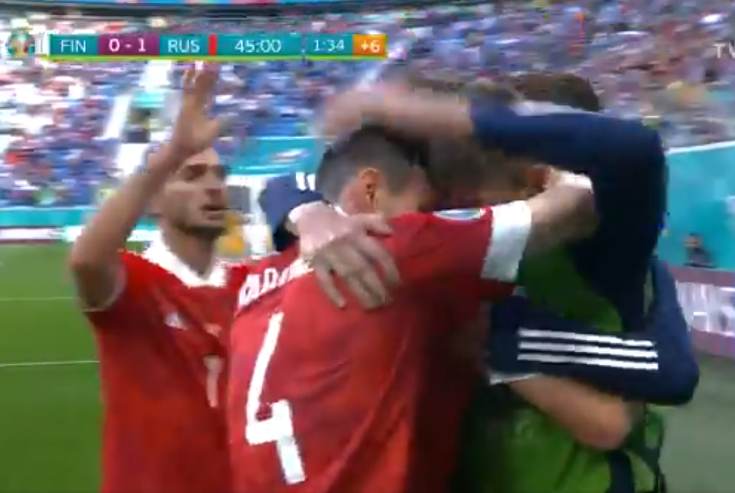 Rosja wraca do gry! Efektowny gol na wagę zwycięstwa z Finlandią [WIDEO]