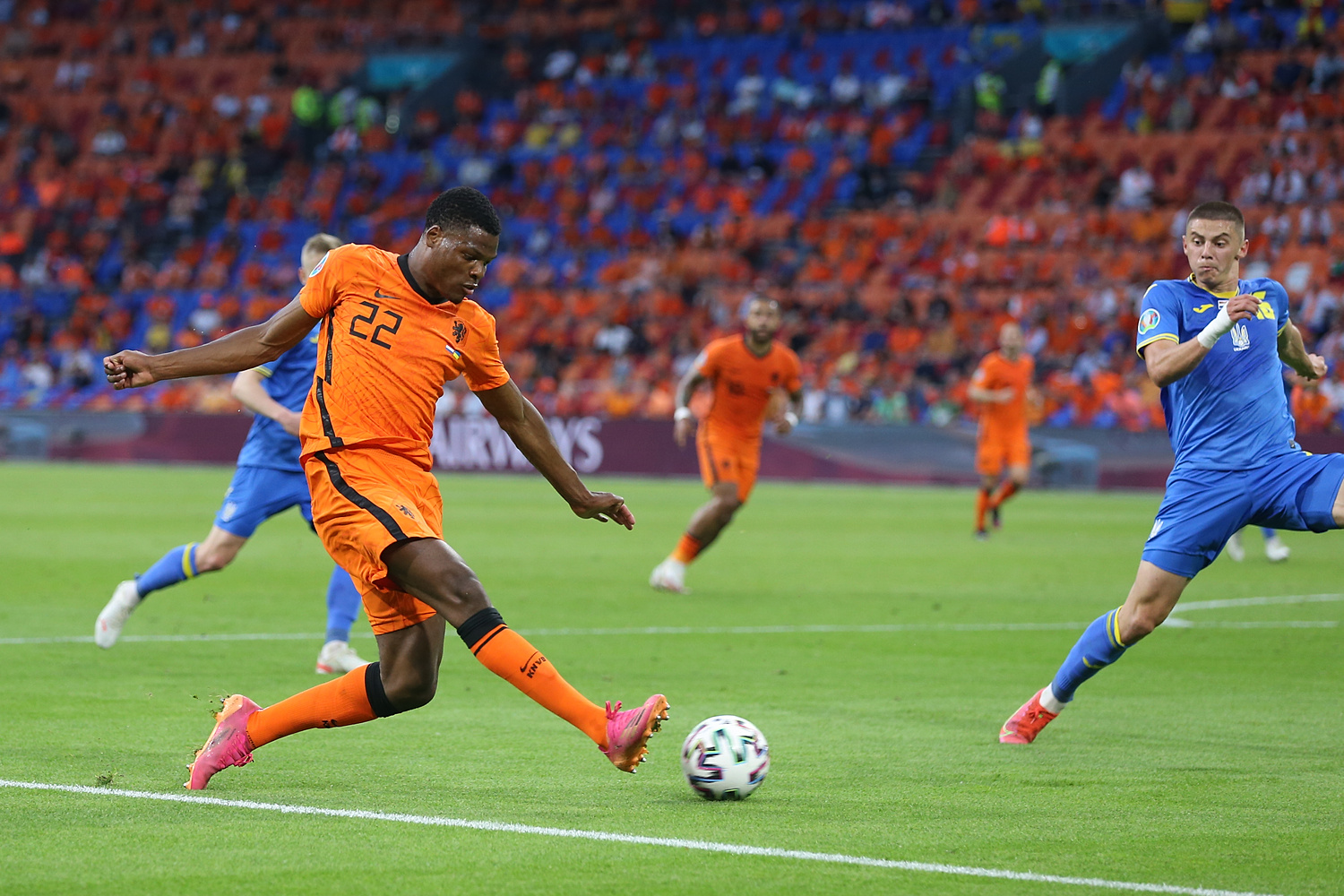 Inter Mediolan łata dziury w składzie. Kupił rewelację Euro 2020 i następcę Romelu Lukaku
