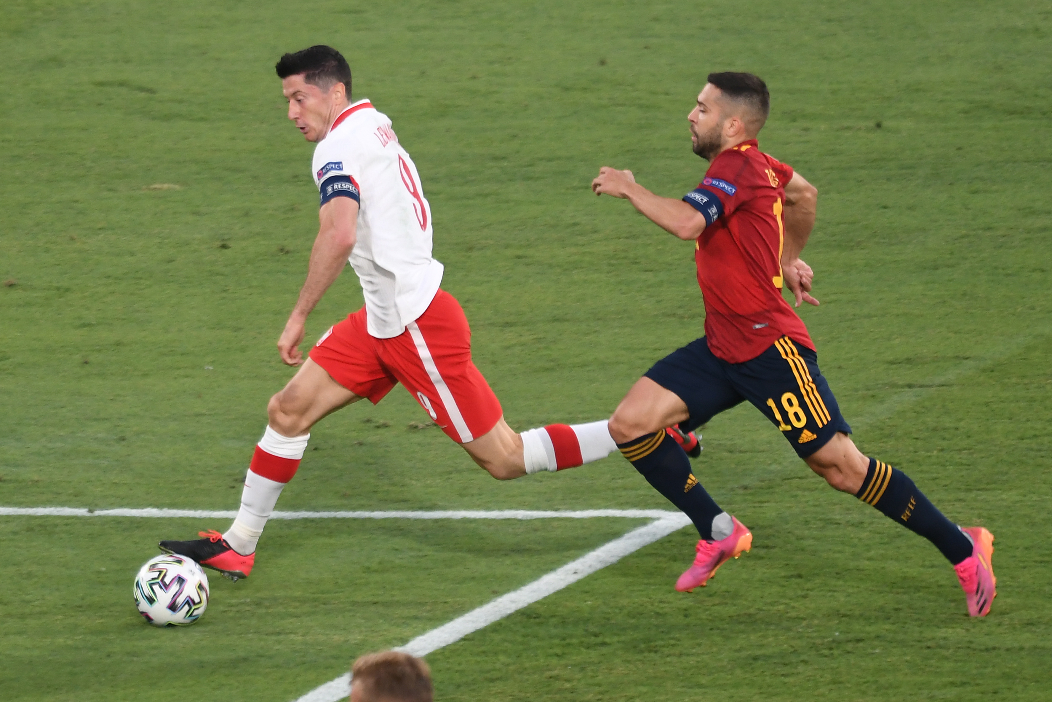 Zaskakujący wybór najlepszego piłkarza meczu Hiszpania - Polska. Werdykt UEFA dziwi kibiców. "To żart?"