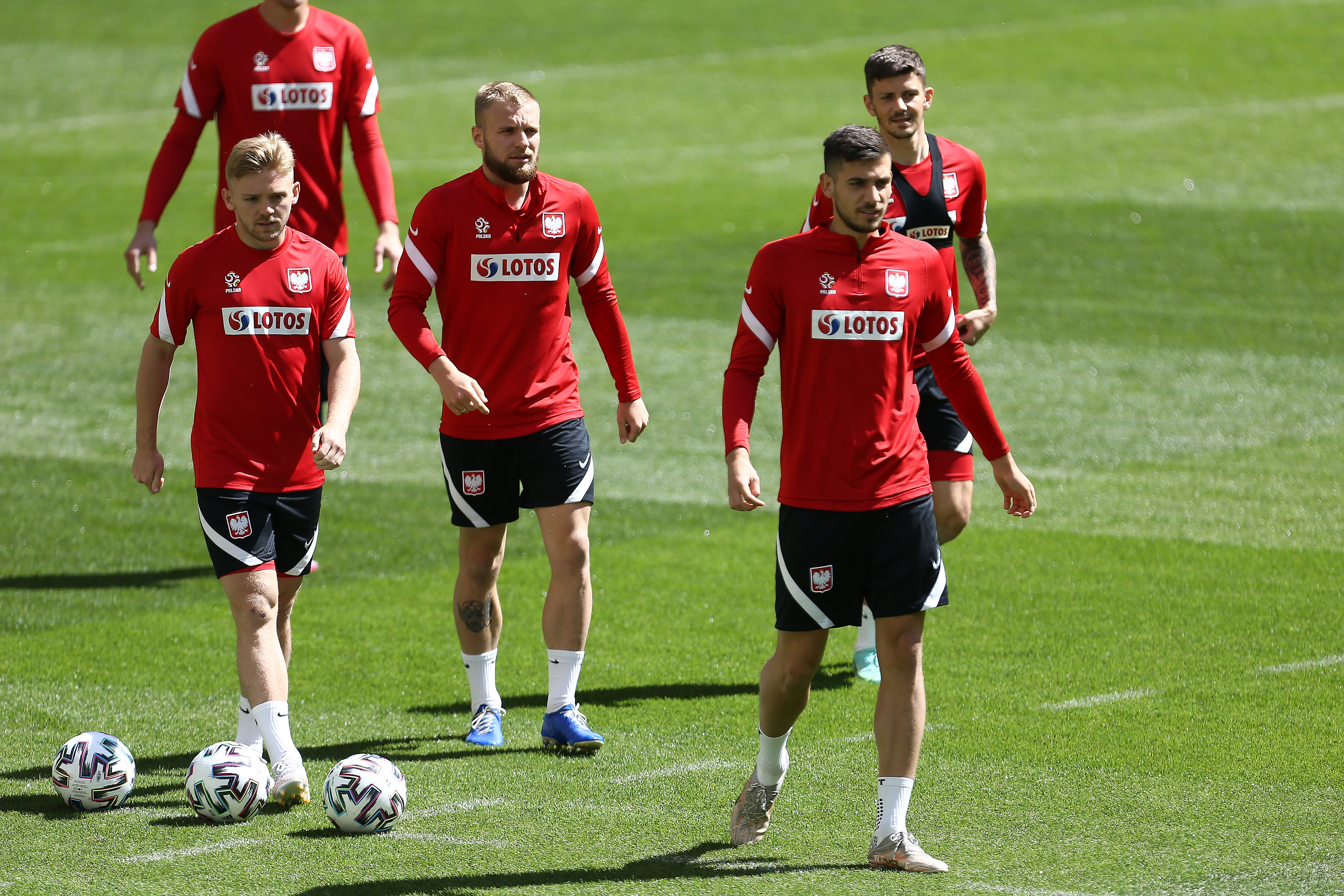 Kontuzja kolejnego reprezentanta Polski! Doznał urazu kolana podczas meczu z Hiszpanią