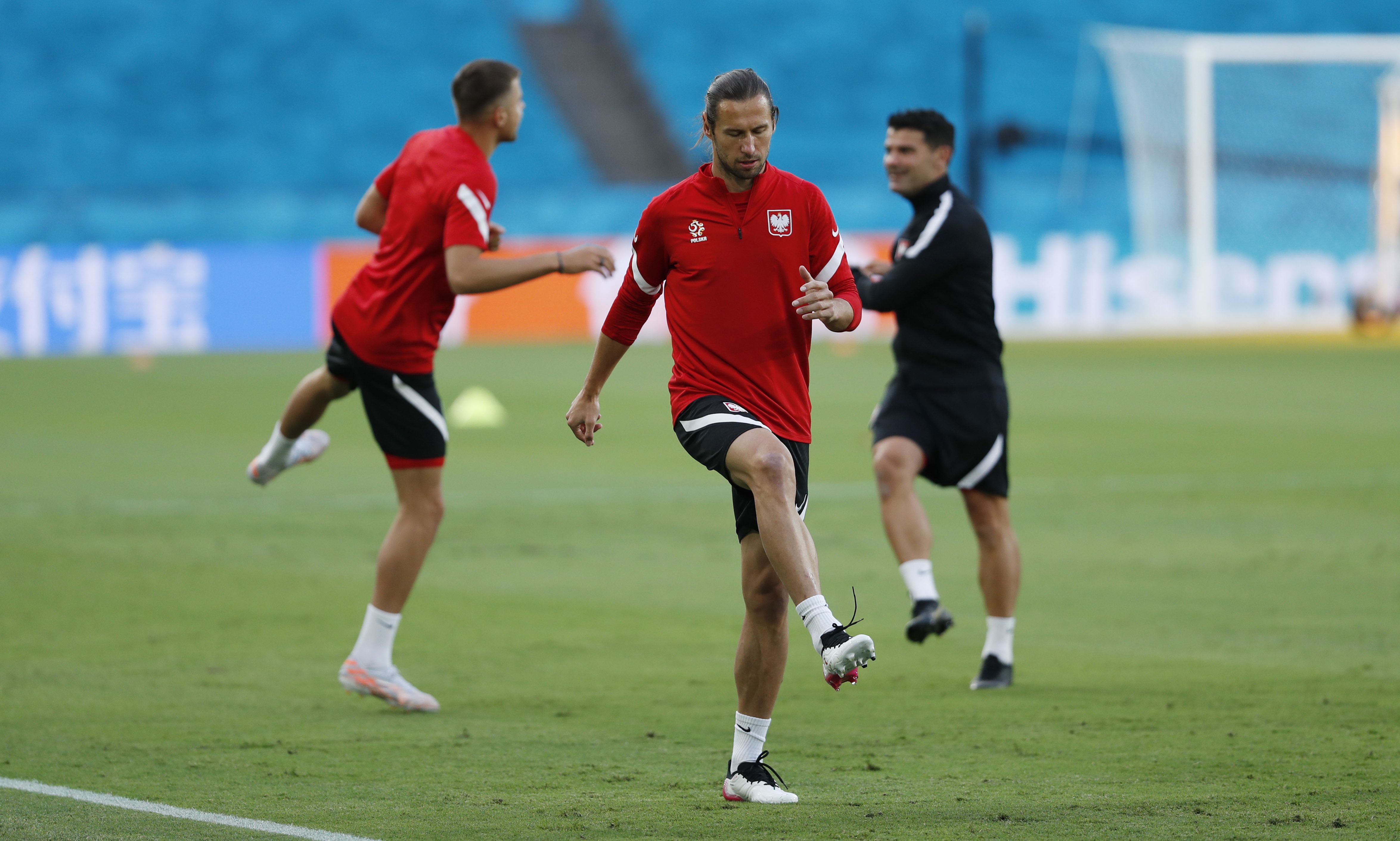 Paulo Sousa ujawnił, o czym rozmawiał z Grzegorzem Krychowiakiem. "Tego oczekujemy"
