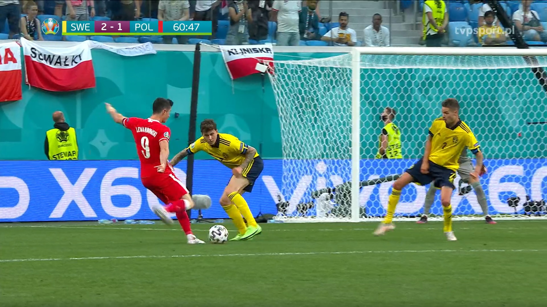 Oceny po meczu Polska - Szwecja. Fatalny Jóźwiak, zmienny Lewandowski, kiepski Świderski