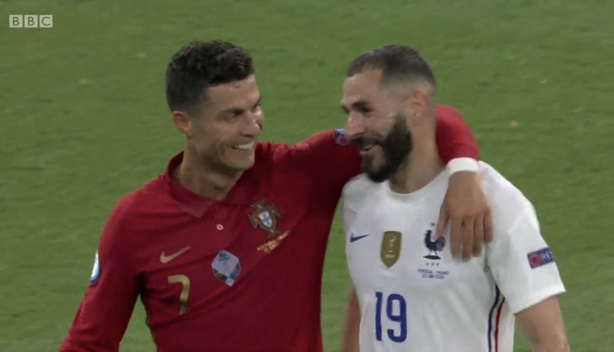 Wielki spektakl Cristiano Ronaldo i Karima Benzemy. Cztery gole i remis w pojedynku gigantów [WIDEO]