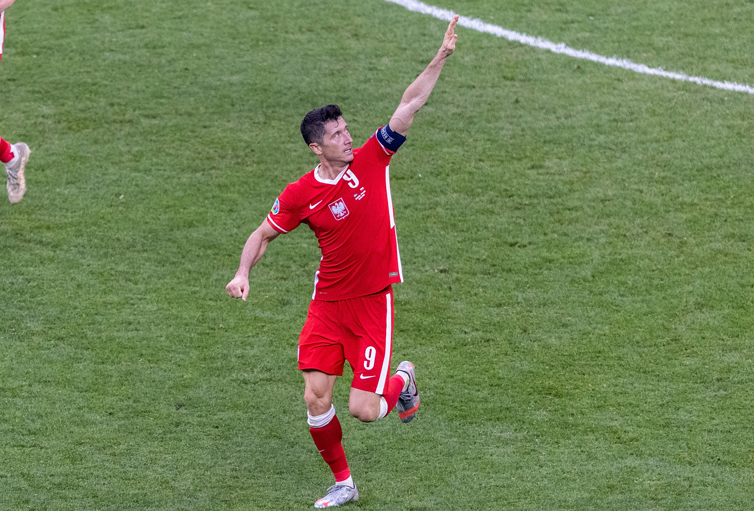 Znany trener mocno o Robercie Lewandowskim. "Gigant, który urodził się w nieodpowiednim kraju"