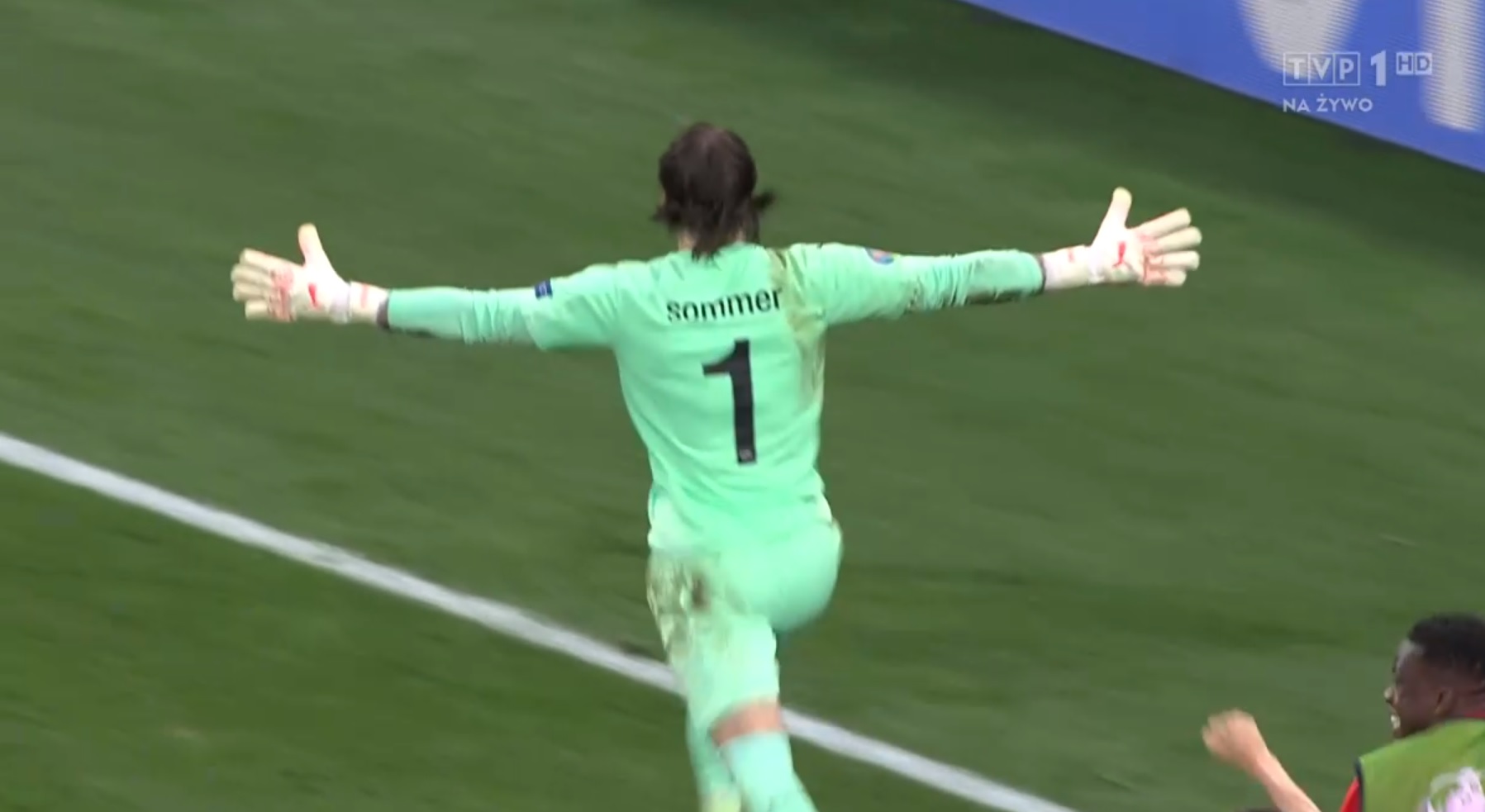 Gigantyczna sensacja na EURO 2020! Francja poza turniejem, Mbappe zmarnował decydującego karnego [WIDEO]