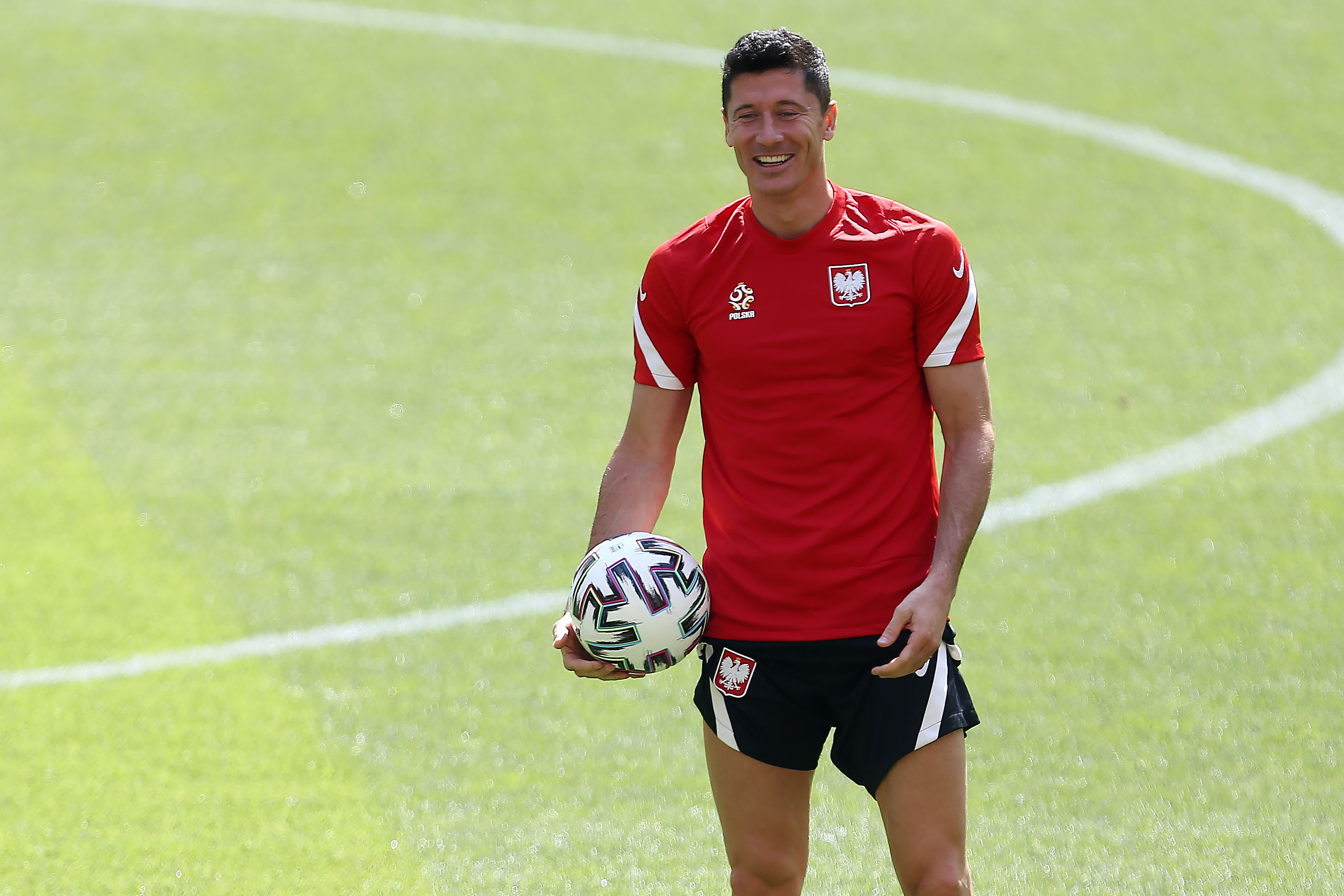 Robert Lewandowski skomentował wyniki plebiscytu na Piłkarza Roku UEFA. Piłkarz Bayernu nie jest zdziwiony