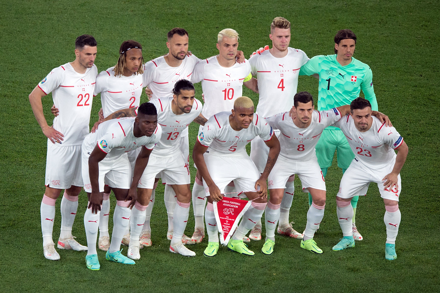 "L'Equipe, jesteś śmieszna". Szwajcarscy kibice krytykują słynny dziennik za jedenastkę 1/8 finału Euro 2020
