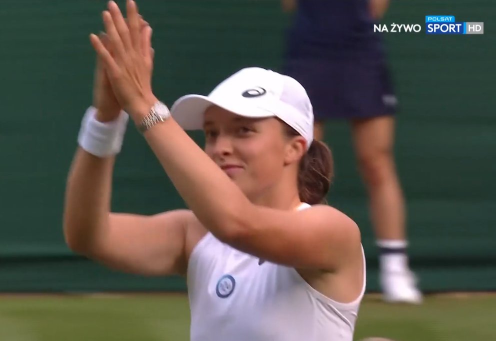 Iga Świątek w kolejnej rundzie Wimbledonu! Błyskawiczne zwycięstwo Polki. "Jej rozmach mógł się podobać"