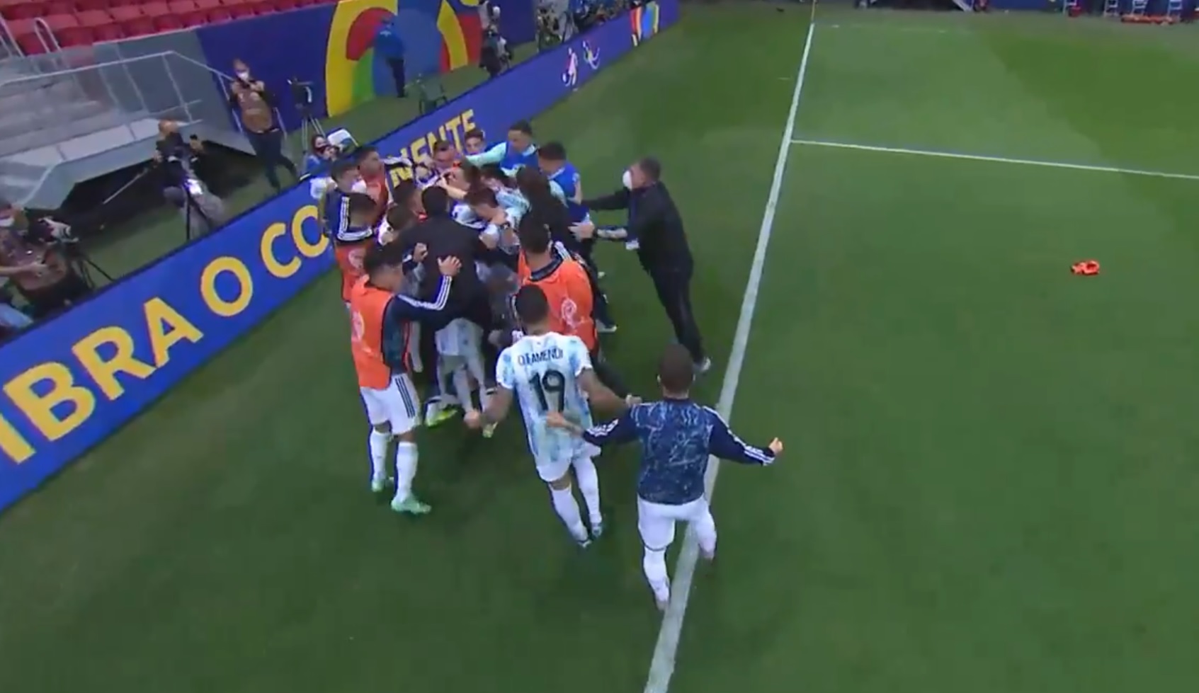 Wielki klasyk w finale Copa America! Argentyński bramkarz królem rzutów karnych [WIDEO]