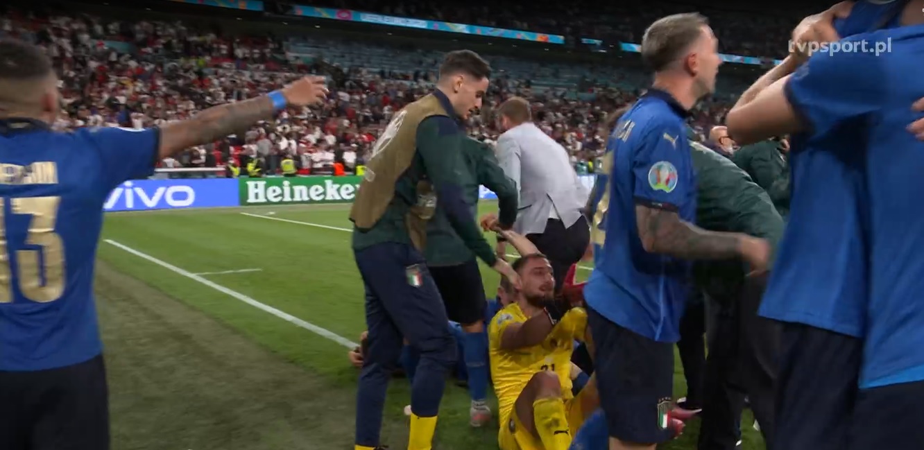 Twitter kipi z emocji po finale EURO. "Santo Donnarumma. Southgate w karnych jest przeklęty"