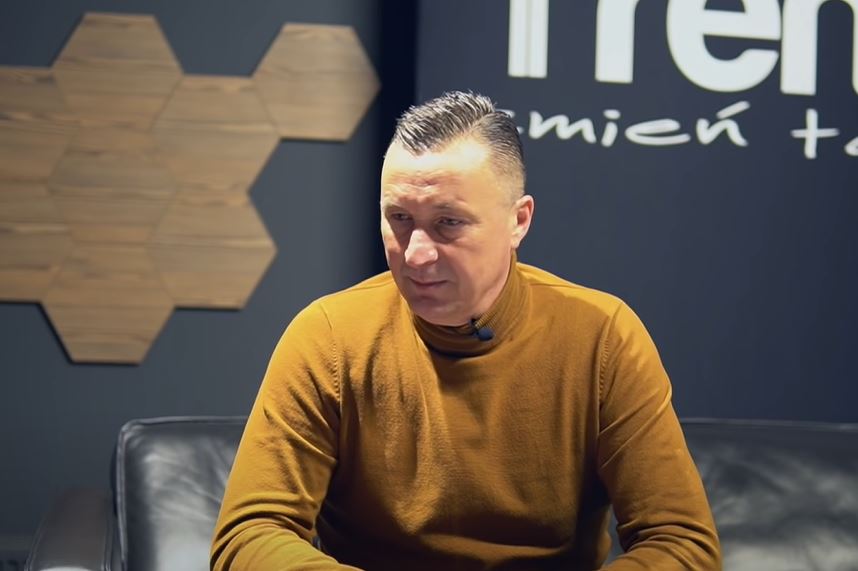 Hajto krytykuje Kamila Jóźwiaka. "Gra chaotycznie, a dośrodkowania to żart. Czasem patrzę i nie dowierzam"