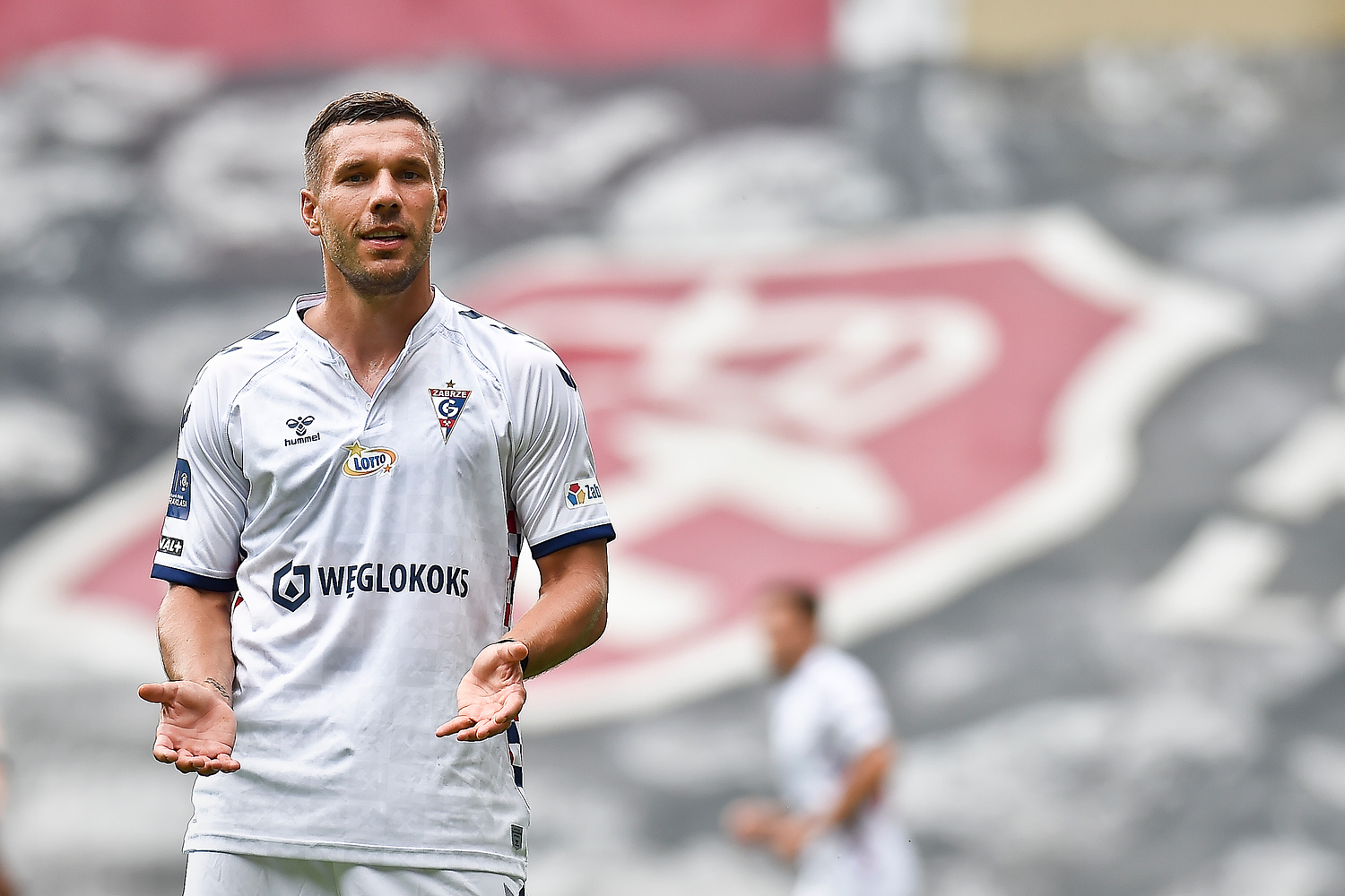 Nieudany debiut Lukasa Podolskiego. Wyraźna porażka Górnika Zabrze [WIDEO]