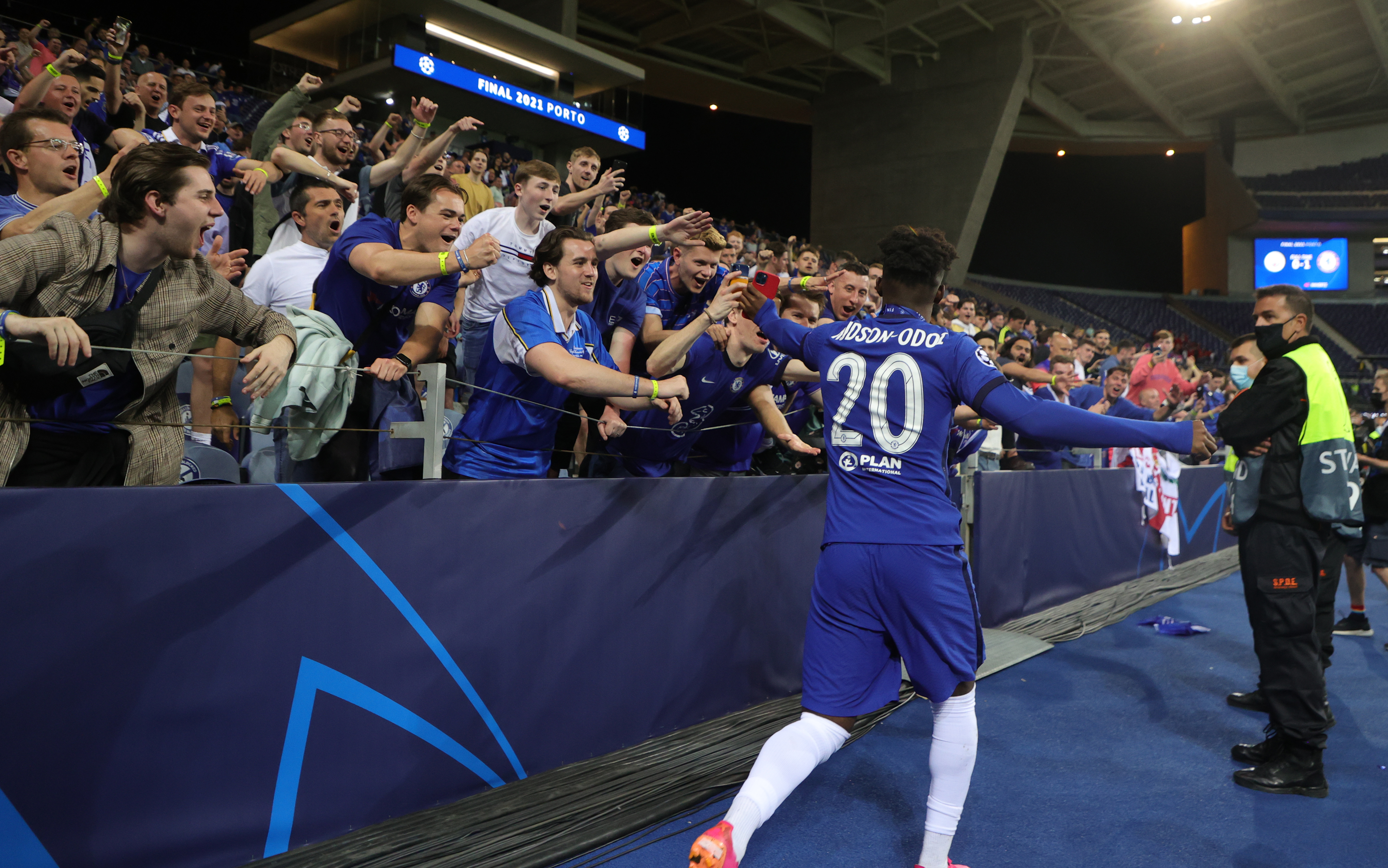 Chelsea szuka dużych wzmocnień. "The Blues" chcą wymienić się zawodnikami z Bayernem Monachium
