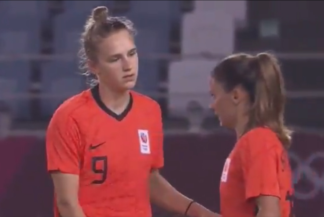 Niezwykły mecz na olimpijskim turnieju piłkarek. Padło aż trzynaście goli! [WIDEO]