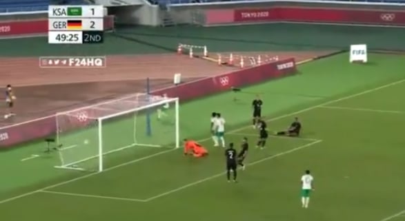 Niemcy o krok od kompromitacji! Wymęczone zwycięstwo na igrzyskach olimpijskich [WIDEO]