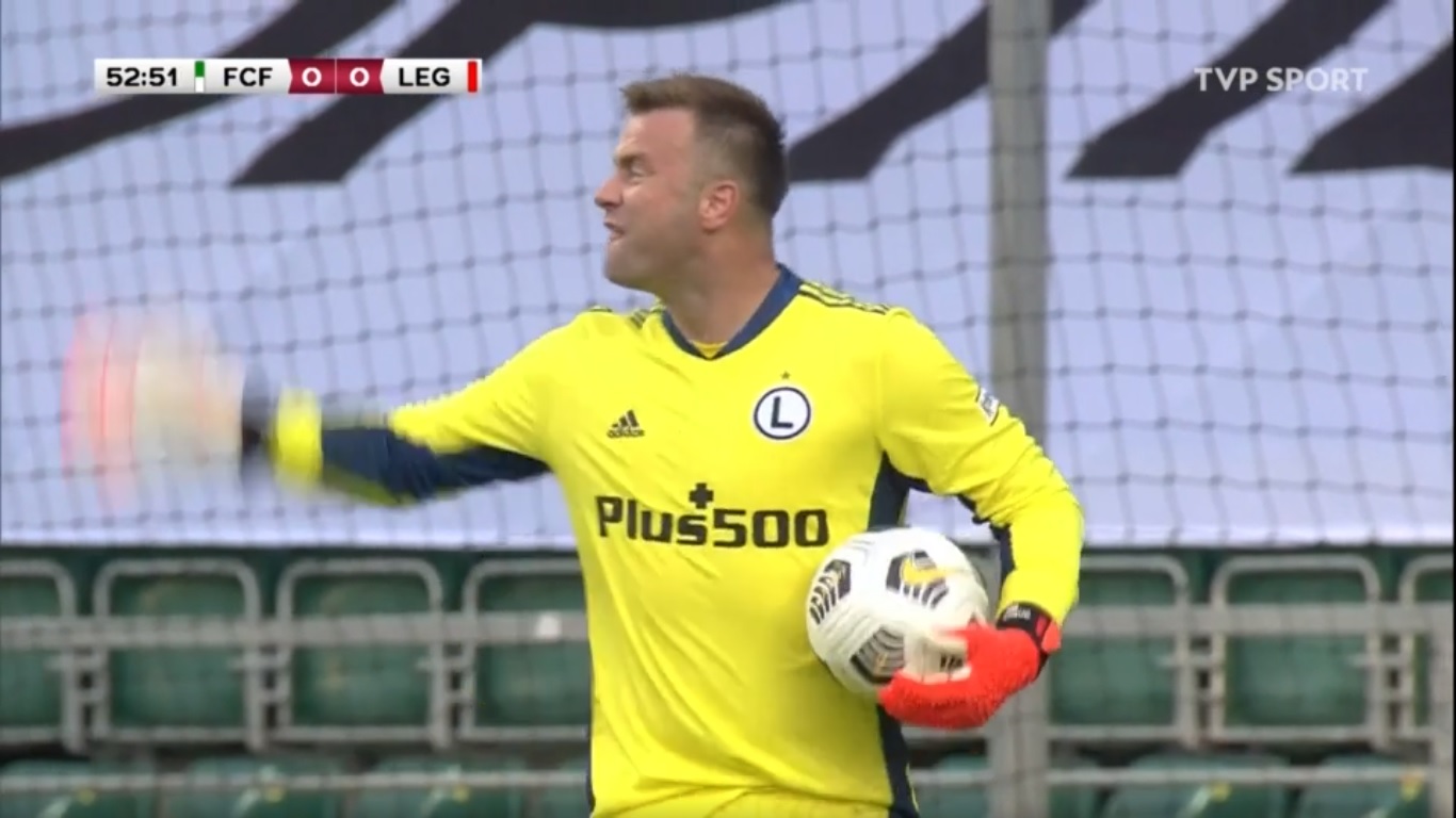 Artur Boruc rugał piłkarzy Legii. Czesław Michniewicz skomentował zachowanie swojego bramkarza