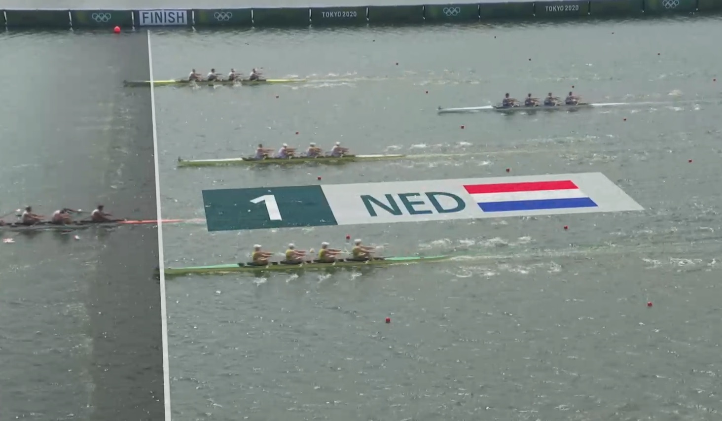 Medal dla Polaków był o włos! Trzy dziesiąte sekundy do podium, zwycięzcy z rekordem świata [WIDEO]