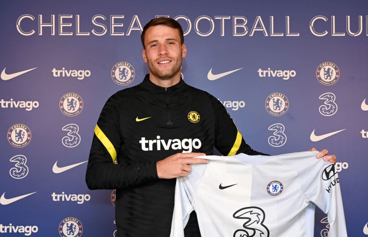 Chelsea ogłosiła pierwszy letni transfer. Londyńczycy ściągnęli nowego bramkarza