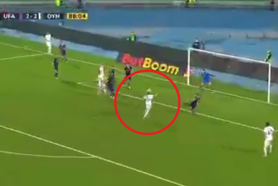 Sebastian Szymański strzelił gola głową! Polak dał zwycięstwu Dinamu Moskwa [WIDEO]