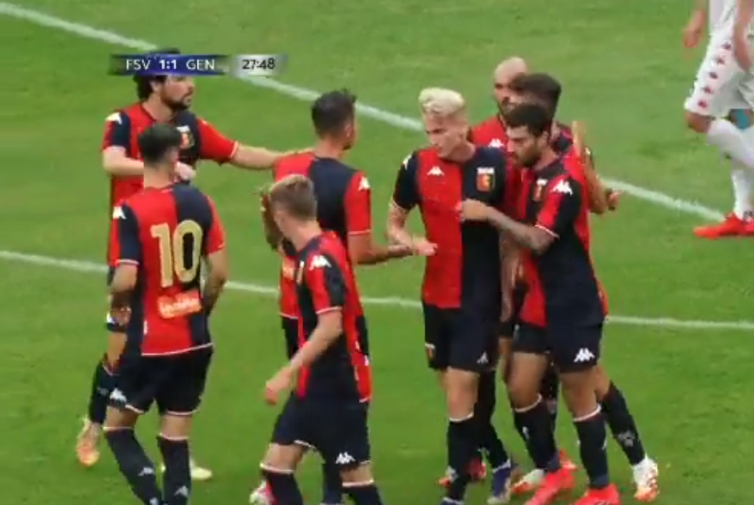 Pierwszy gol Aleksandra Buksy w Genoi! Piękna główka Polaka [WIDEO]