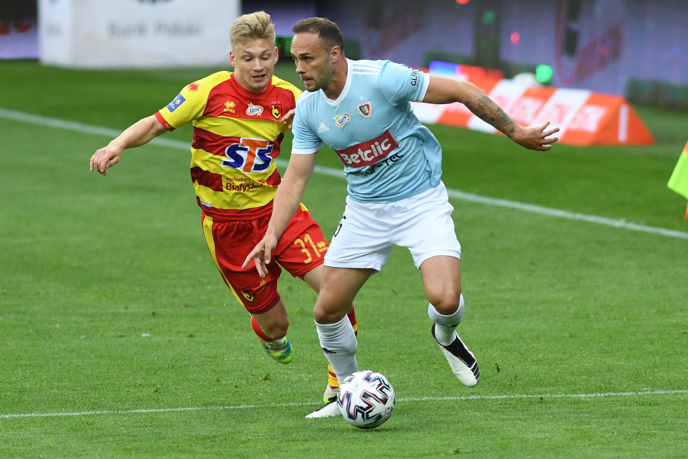 Szykuje się powrót do Piasta Gliwice? Klub negocjuje transfer pomocnika [NASZ NEWS]