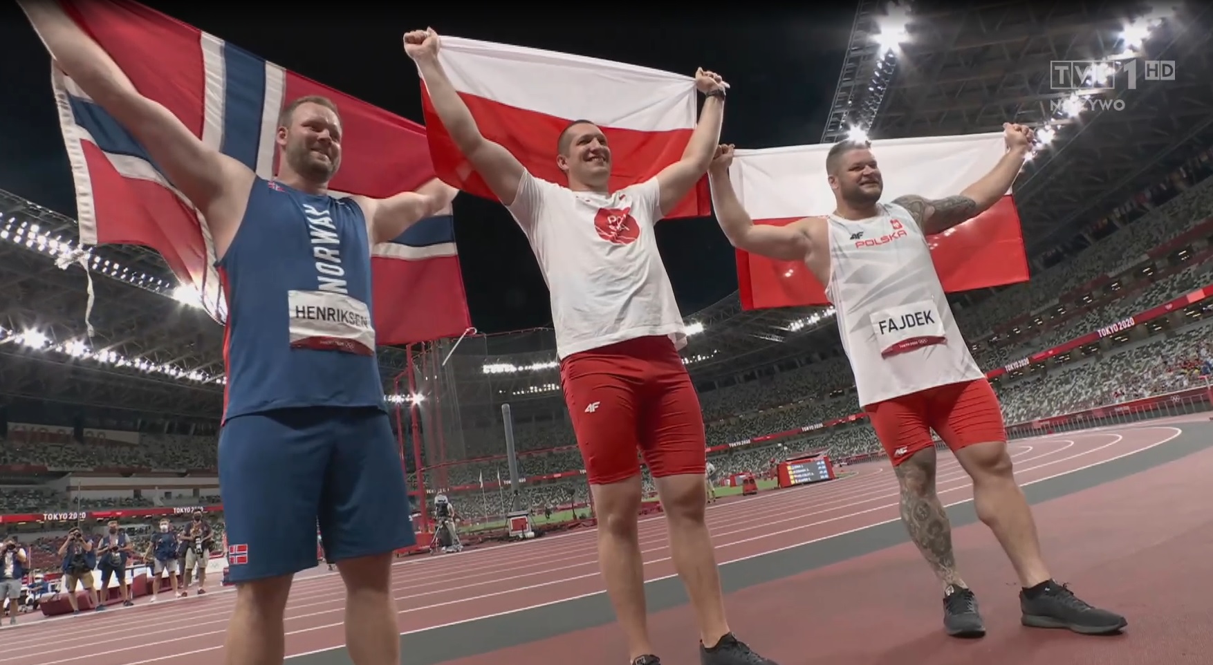 "Osiem medali w dwa dni? Uszczypnijcie mnie". Twitter świętuje wielkie sukcesy polskich sportowców